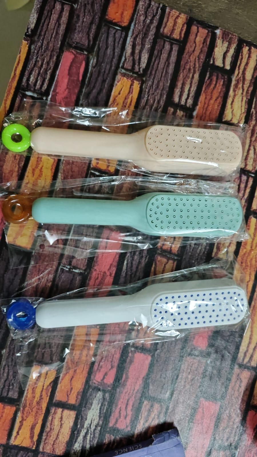 अब बालों की उलझन और झड़ना हुआ Bye-Bye: Self cleaning Anti-static Massage Comb